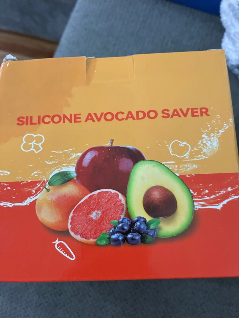 Silicone food huggers NWT
